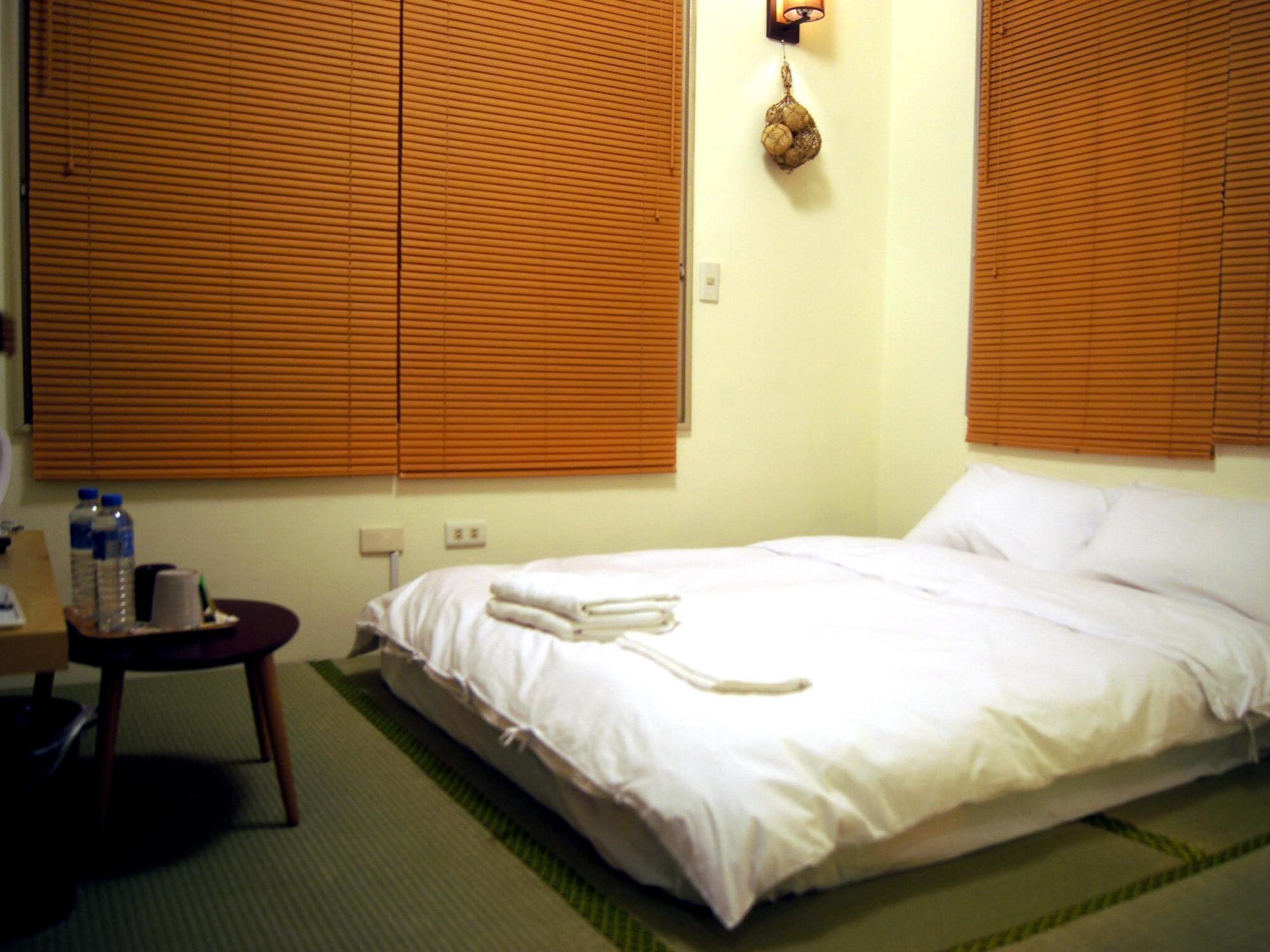 Love Hostel Tainan Exterior foto